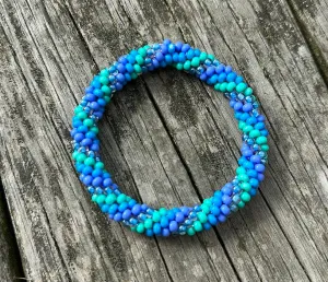 4 color twist crocheted bracelet