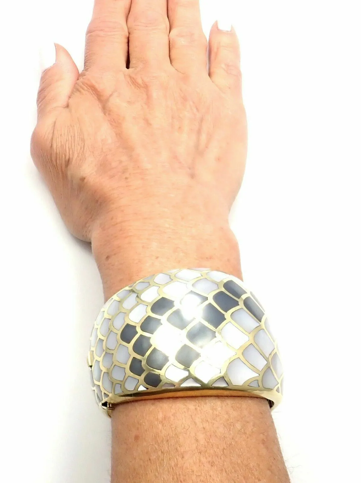 Angela Cummings 18k Gold Mother Of Pearl Snakeskin Wide Bangle Bracelet 1984