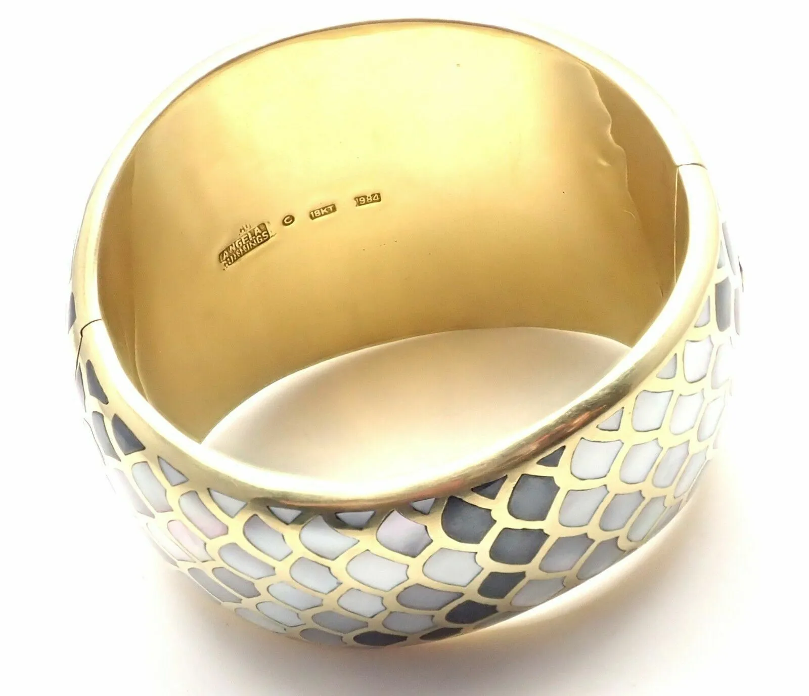 Angela Cummings 18k Gold Mother Of Pearl Snakeskin Wide Bangle Bracelet 1984