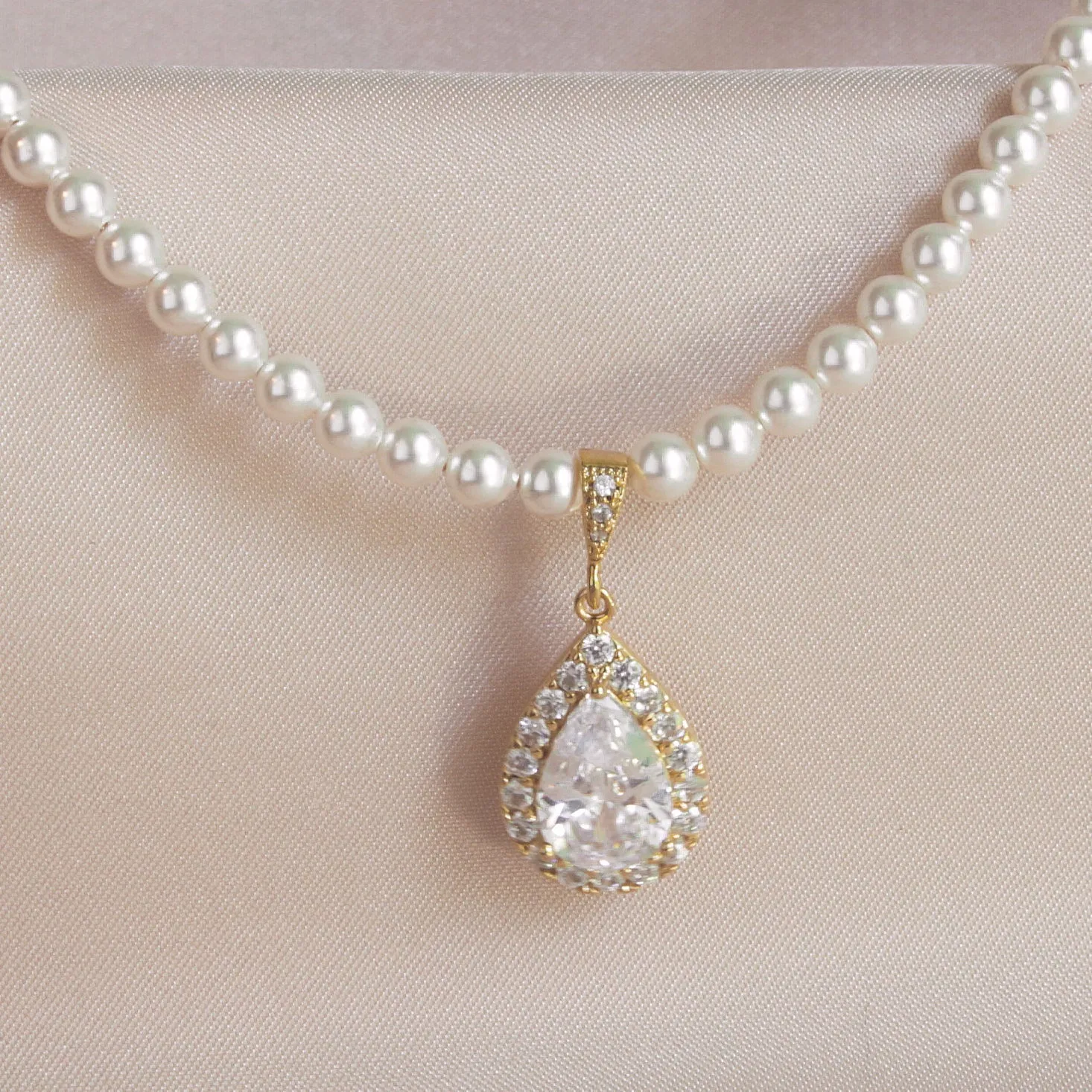 Bridal White Pearl Crystal Teardrop Necklace