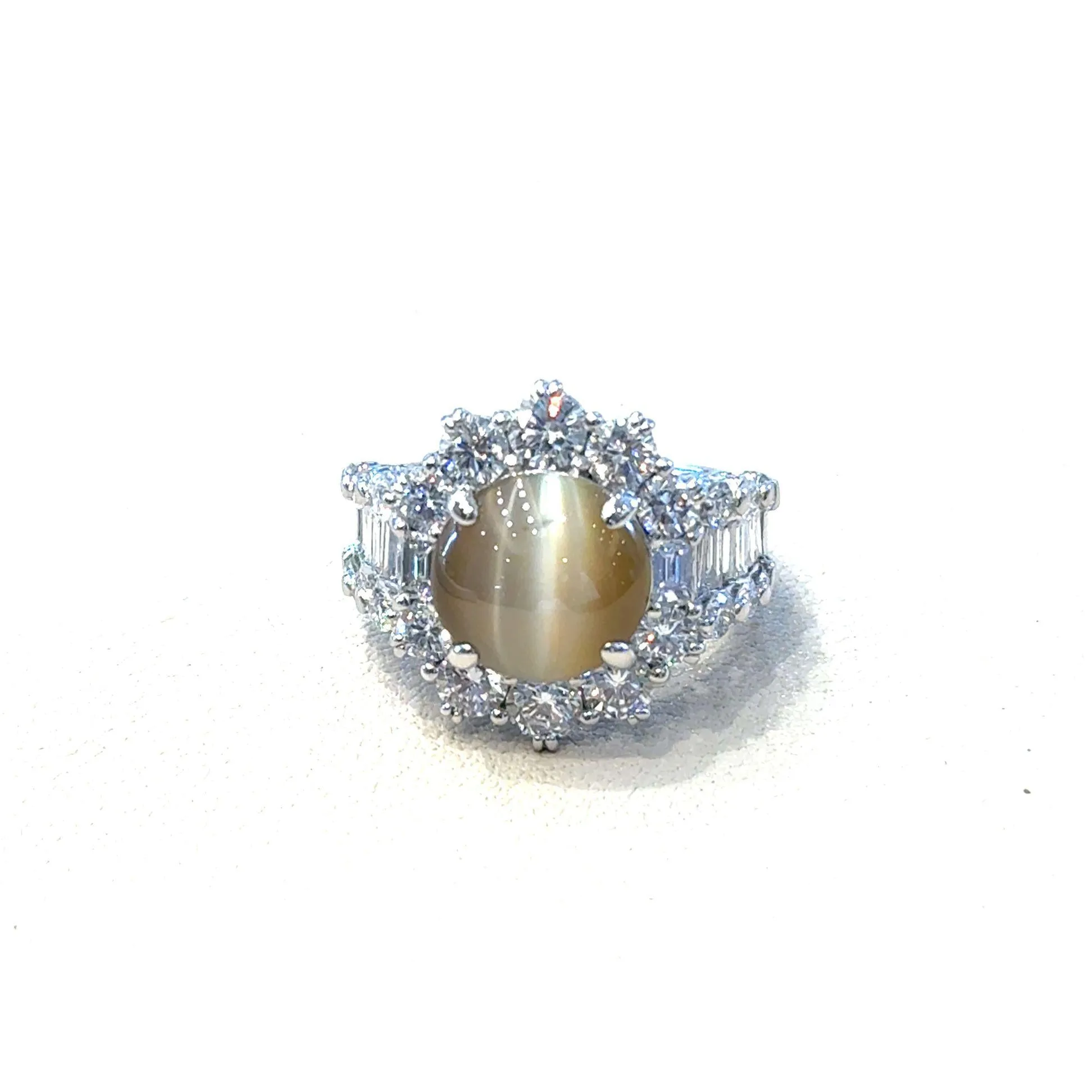 Cats Eye Chrysoberyl Diamond Platinum Cocktail Ring