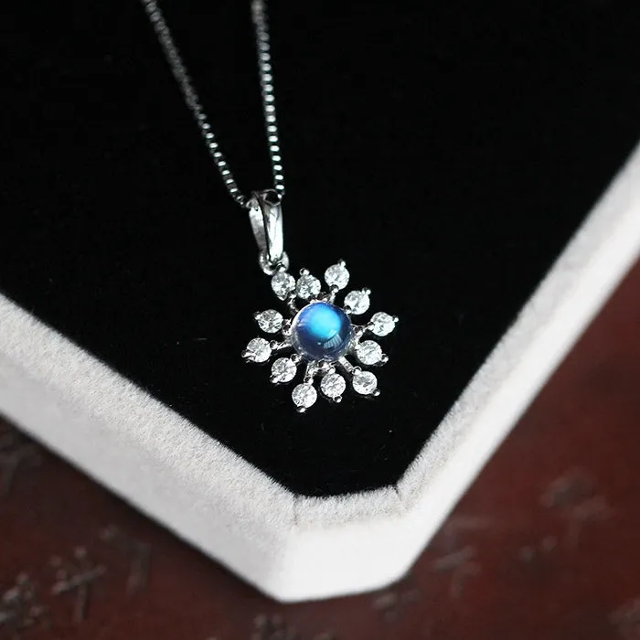 Chic Sterling Silver Moonstone Pendant Necklace Handmade Gemstone Jewelry Accessories Gift Women