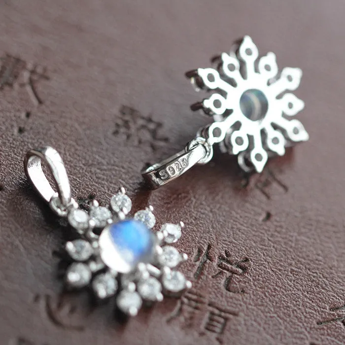 Chic Sterling Silver Moonstone Pendant Necklace Handmade Gemstone Jewelry Accessories Gift Women