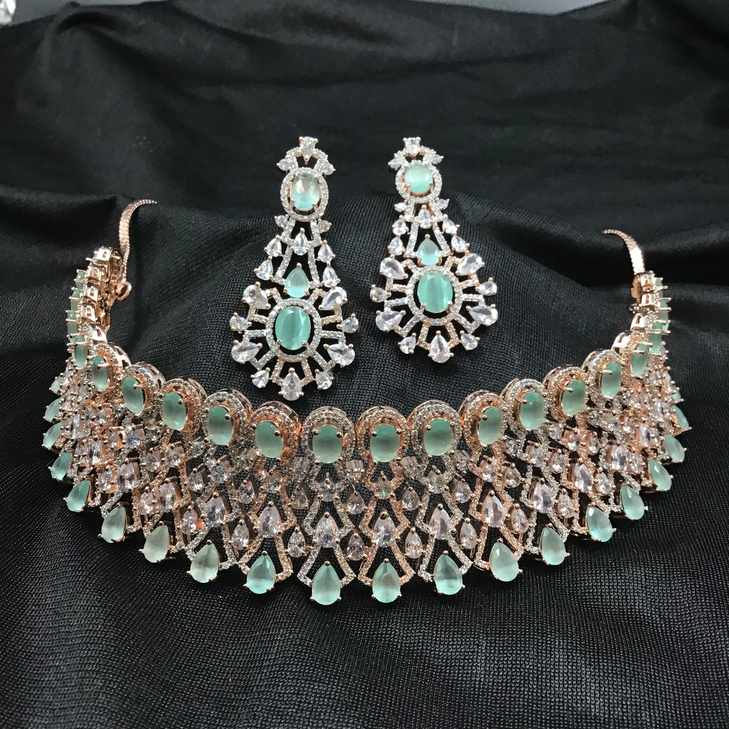 Choker Zircon/AD Necklace Set 3157-11