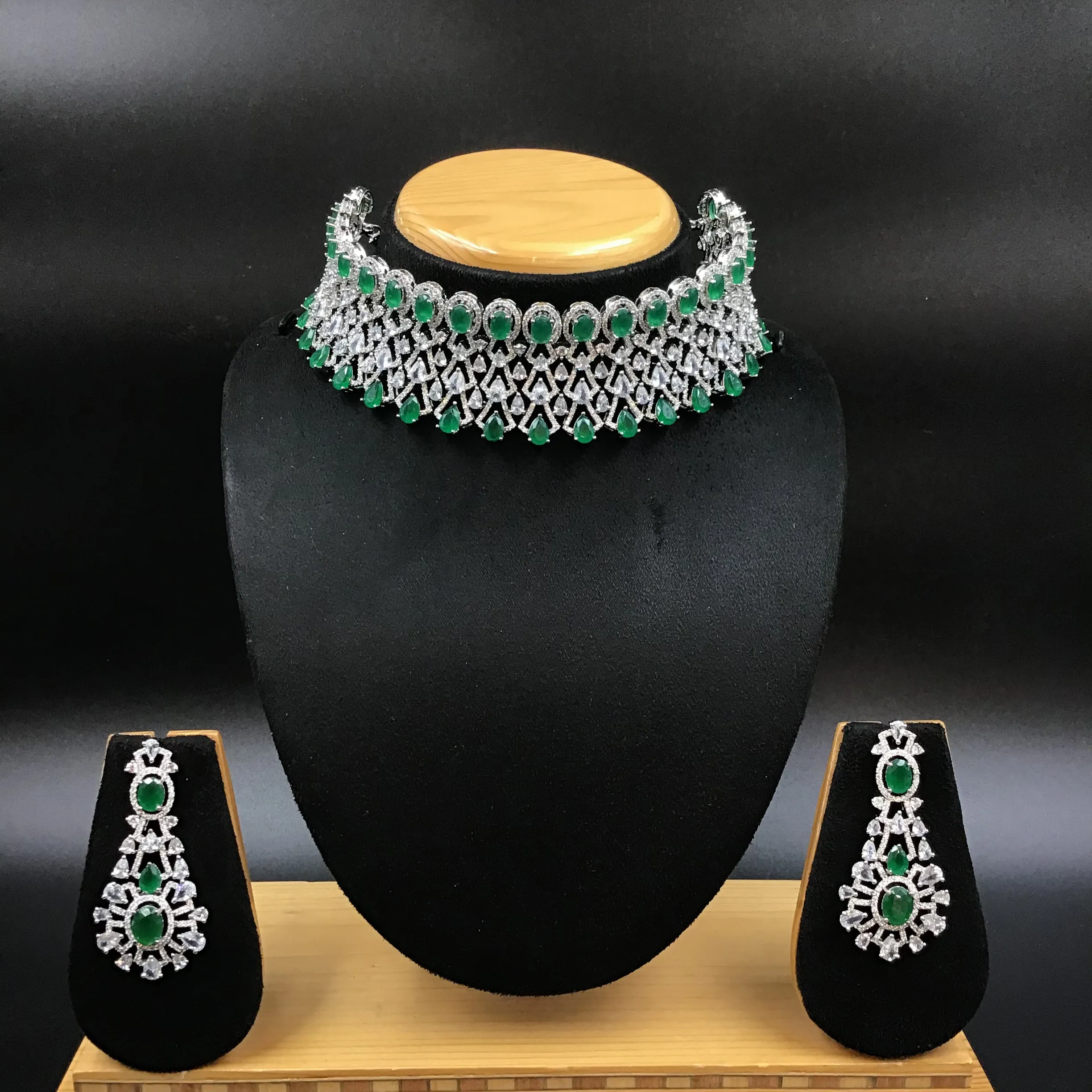Choker Zircon/AD Necklace Set 3158-11