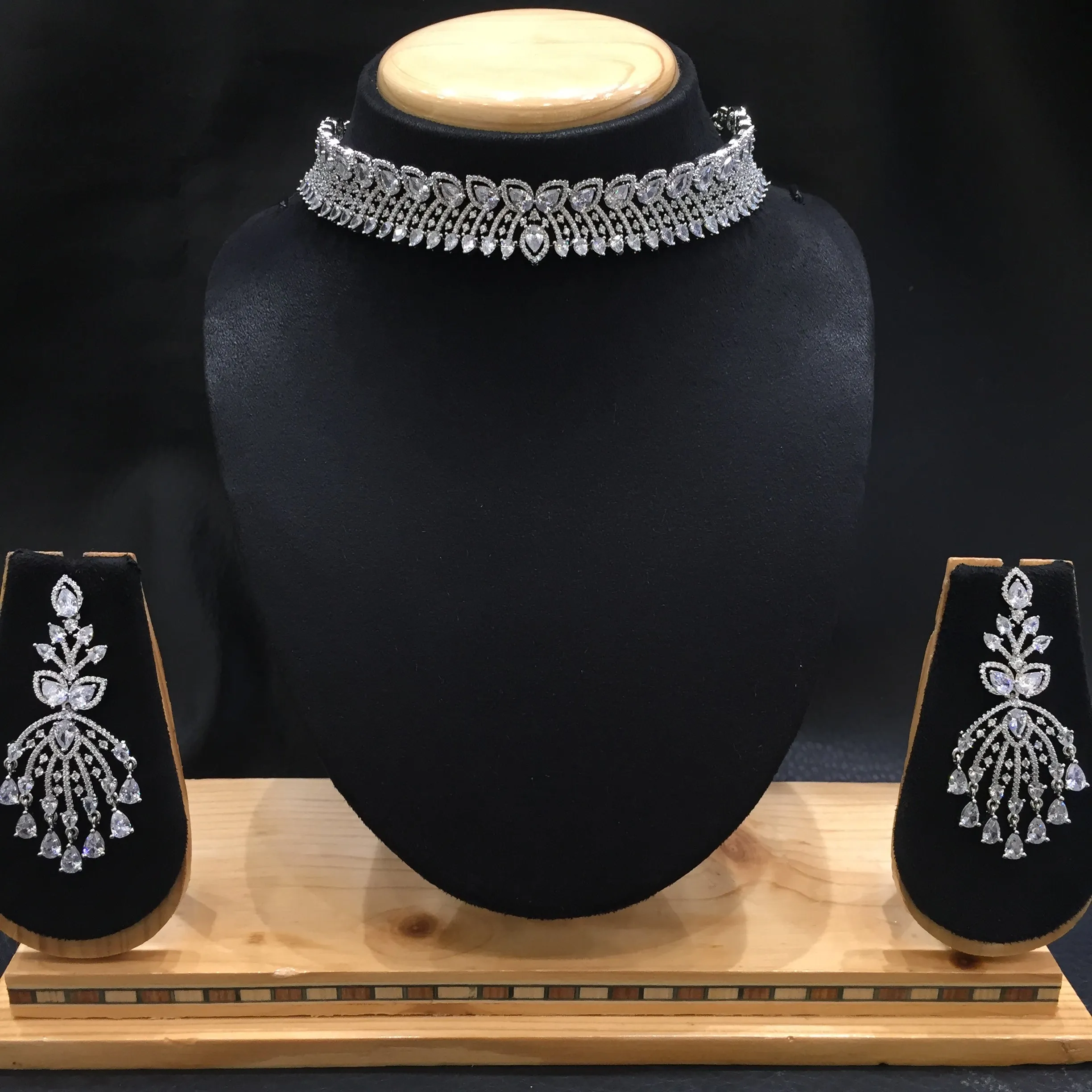 Choker Zircon/AD Necklace Set 4137-69
