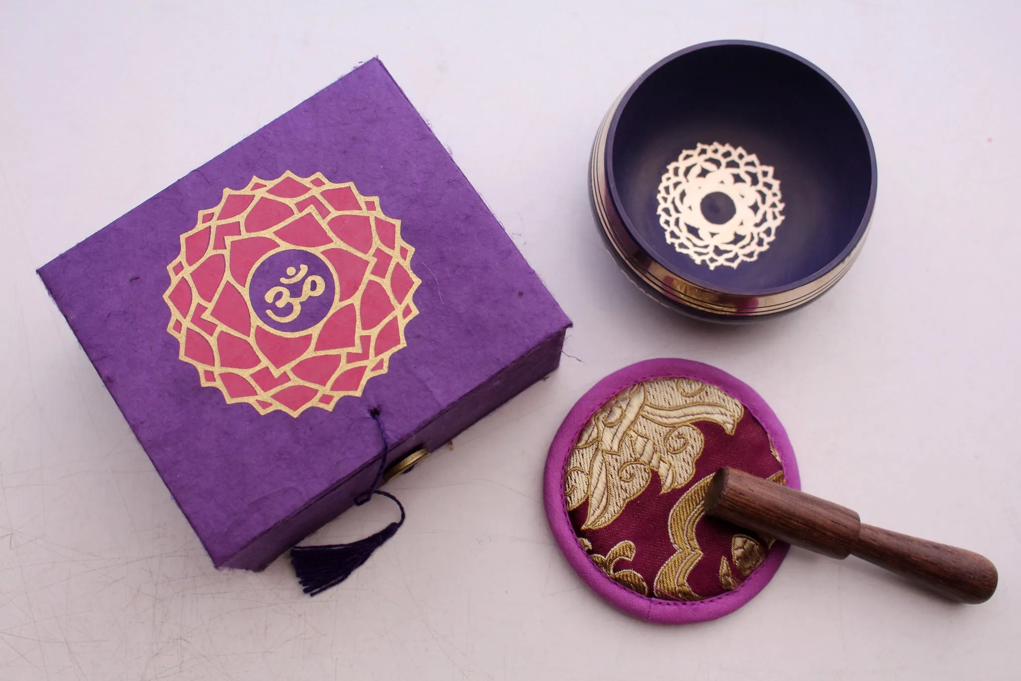 Crown Chakra Singing Bowl Gift Set
