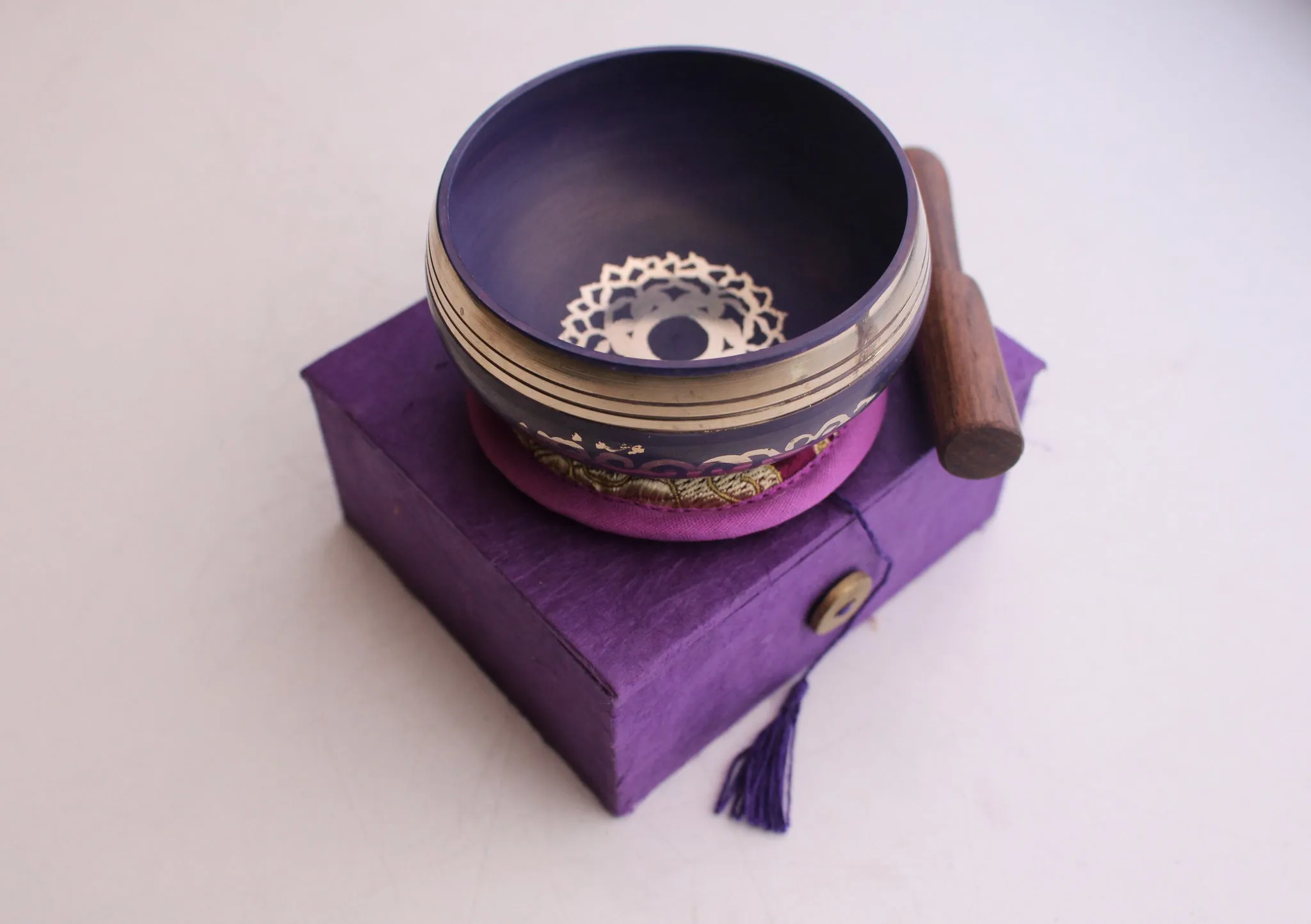 Crown Chakra Singing Bowl Gift Set
