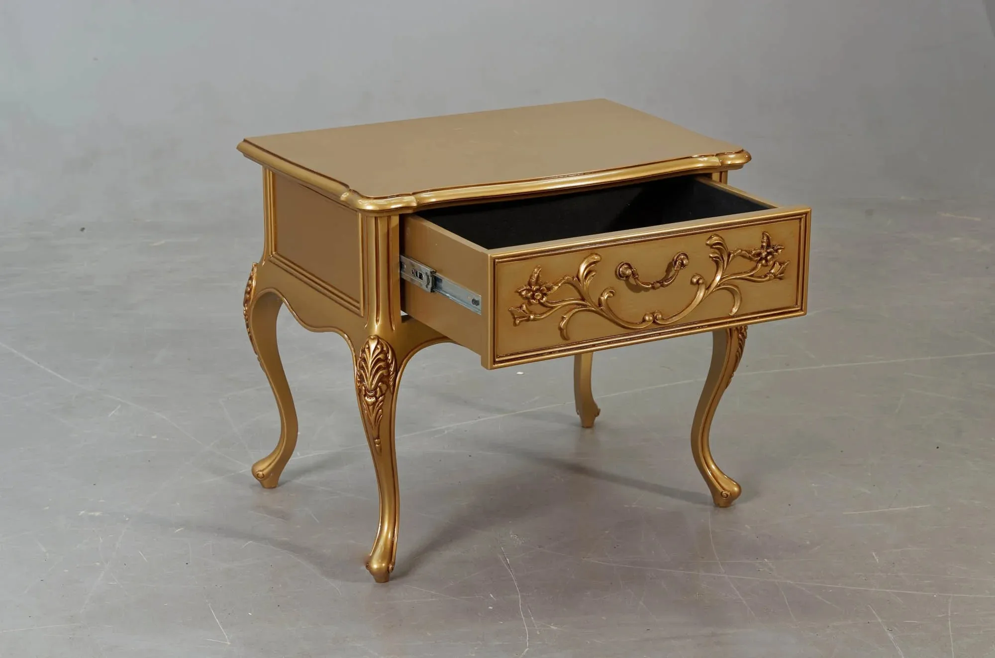 Crown Gold Bed