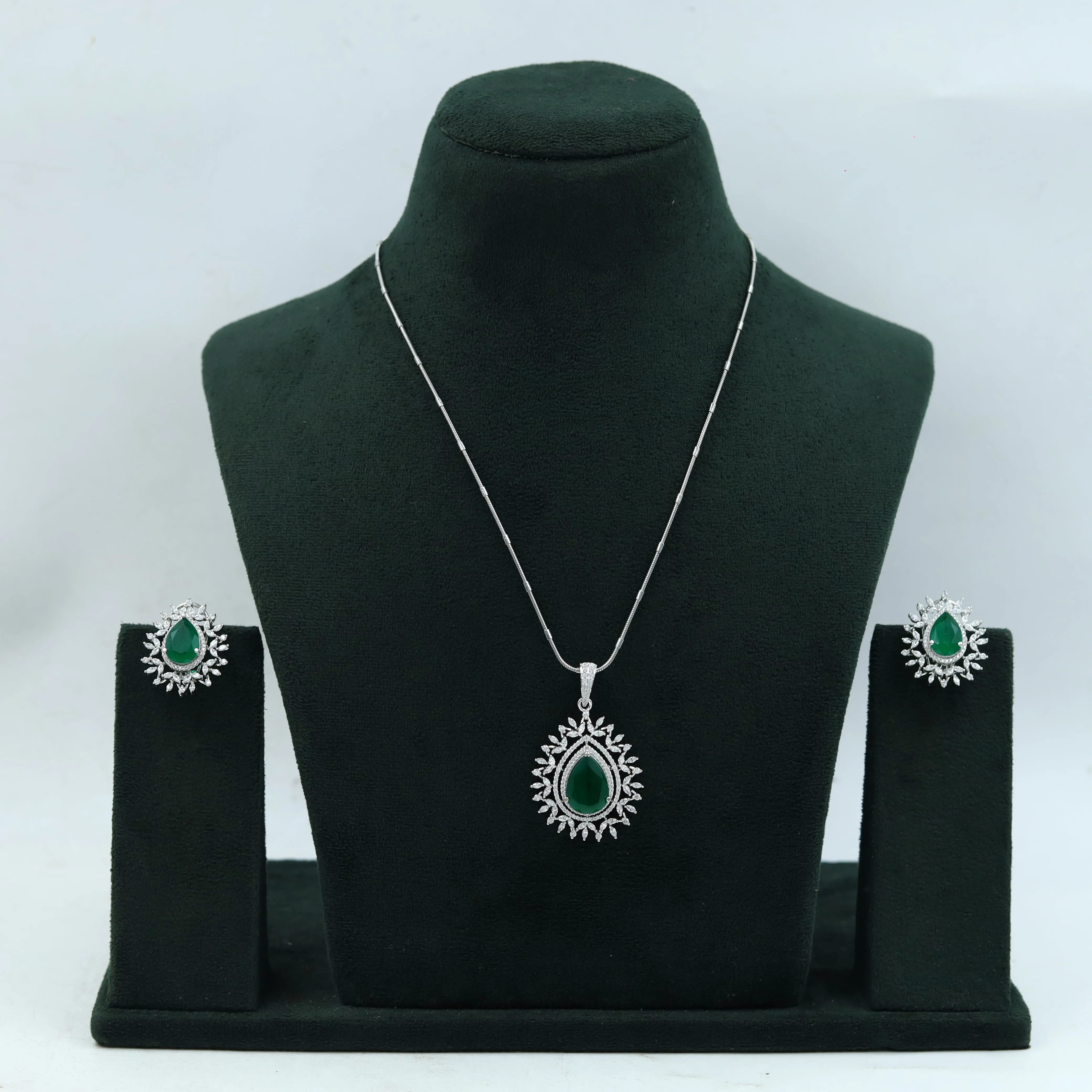Designer Zircon/AD Pendant Set 15241-69