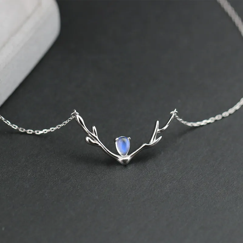Elk horn shape Moonstone Pendant Necklace in Silver Jewelry Accessories Gifts for Women