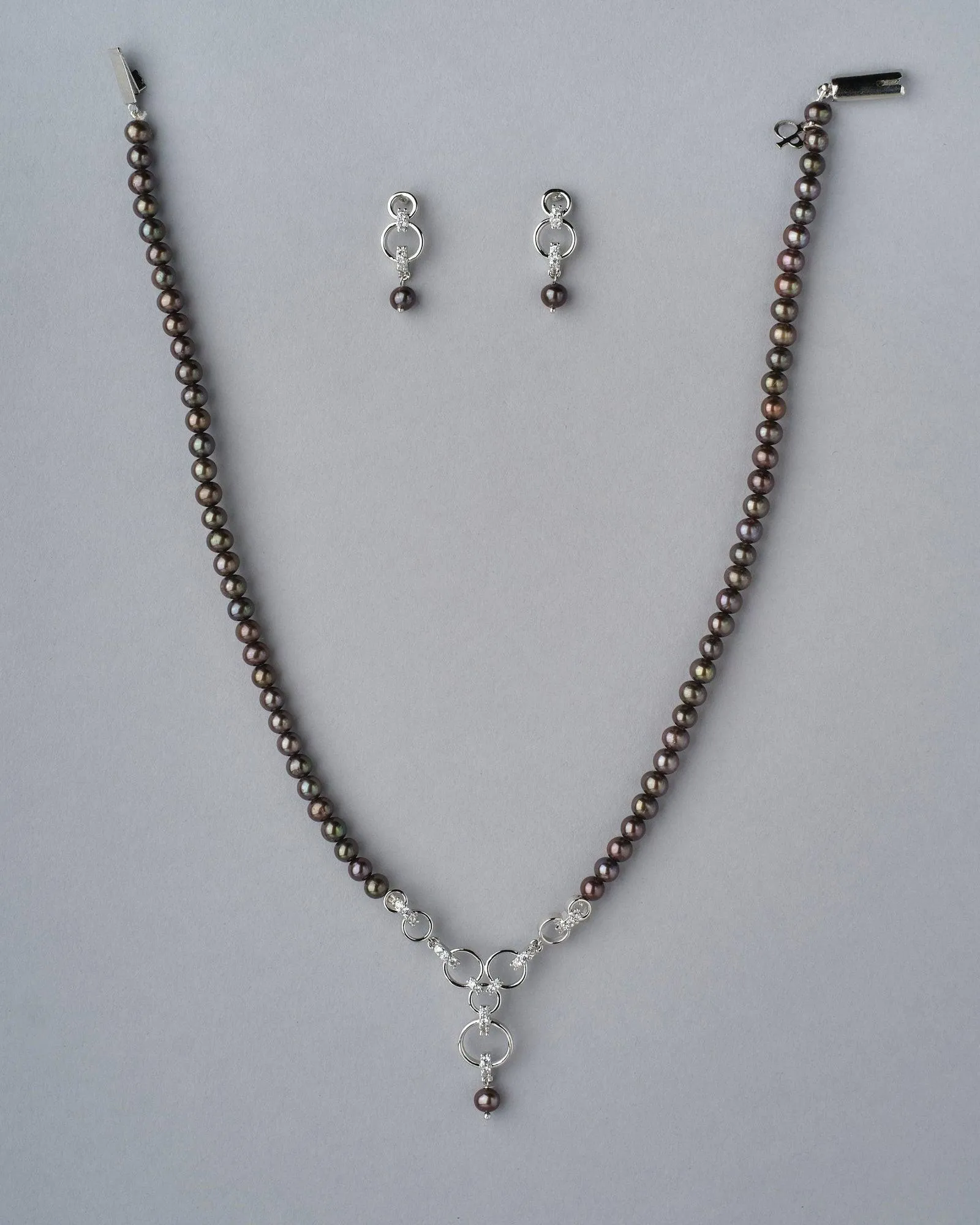 Exquisite Real Pearl Necklace Set