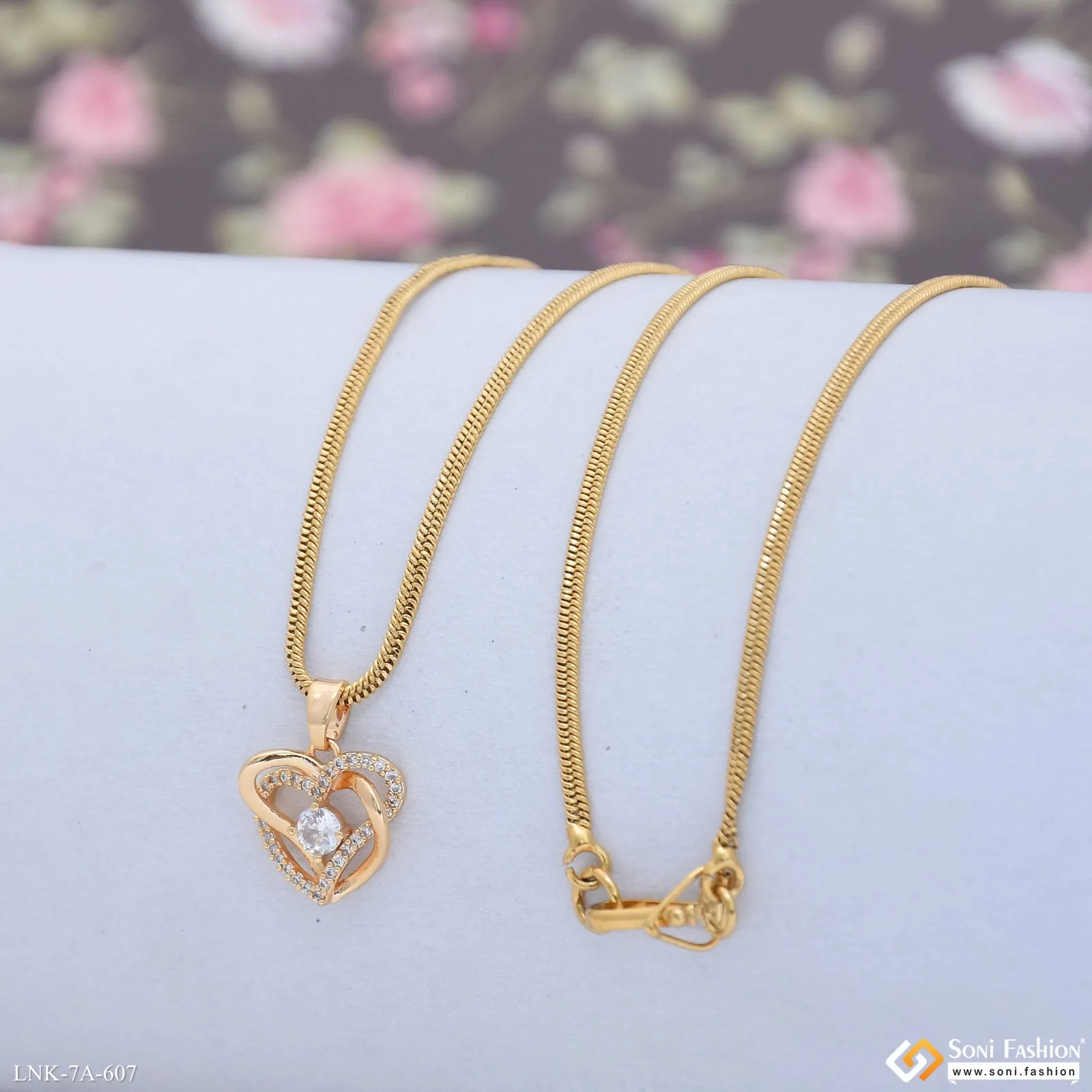 Graceful Design Gold Plated Chain Pendant for Ladies - Style A607