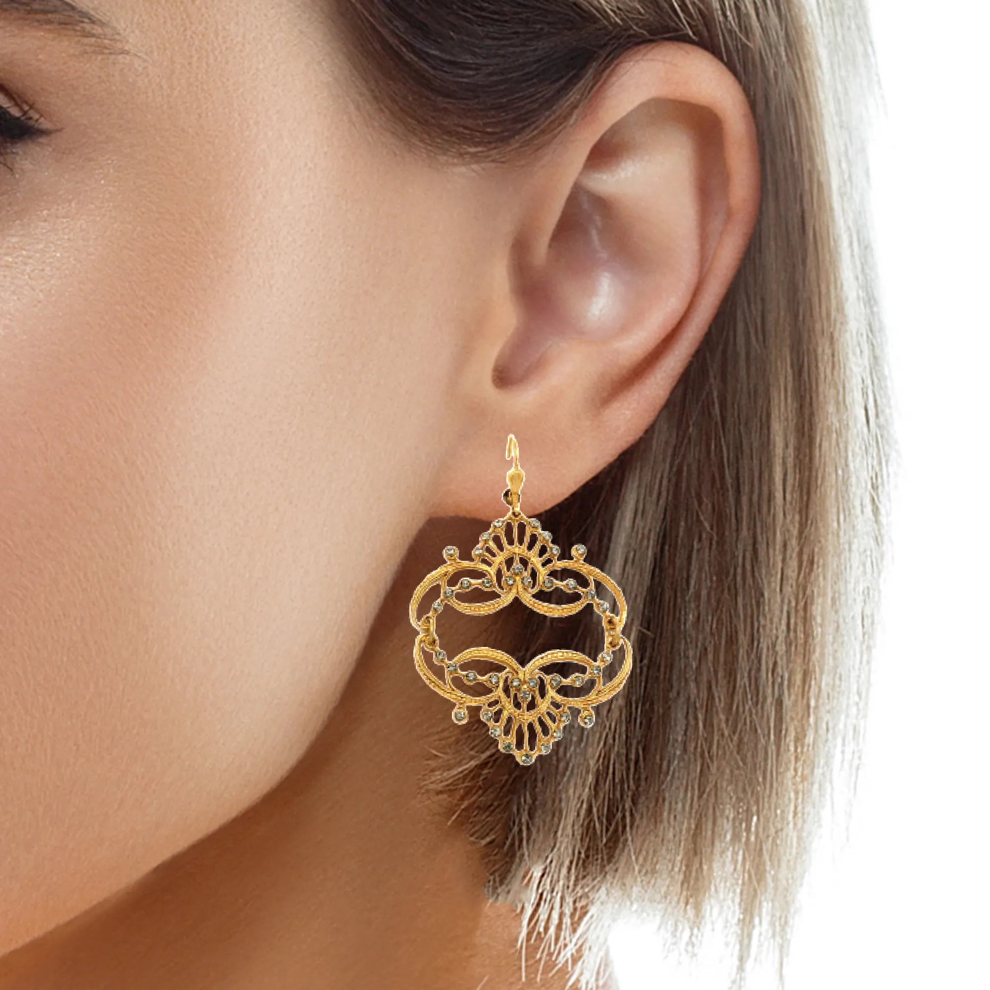 La Vie Marie Antoinette earrings