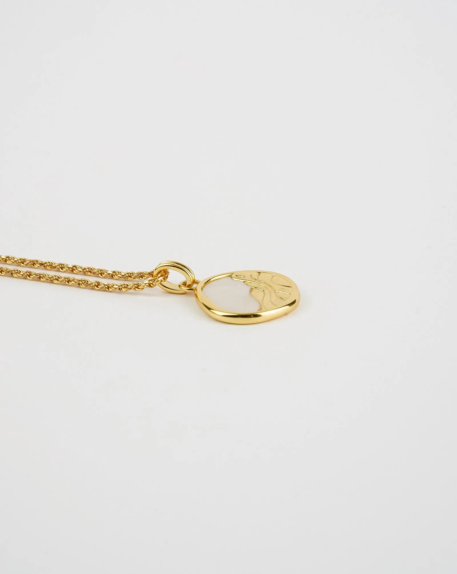 Mother of Pearl Sea Necklace