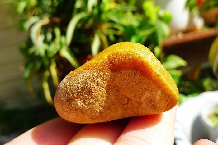 Natural Jade Rough Jadeite Raw (108g,5X4.1X2.8cm)