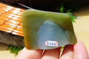 Natural Jade Rough Jadeite Raw (119g,6X3.8X3.4cm)
