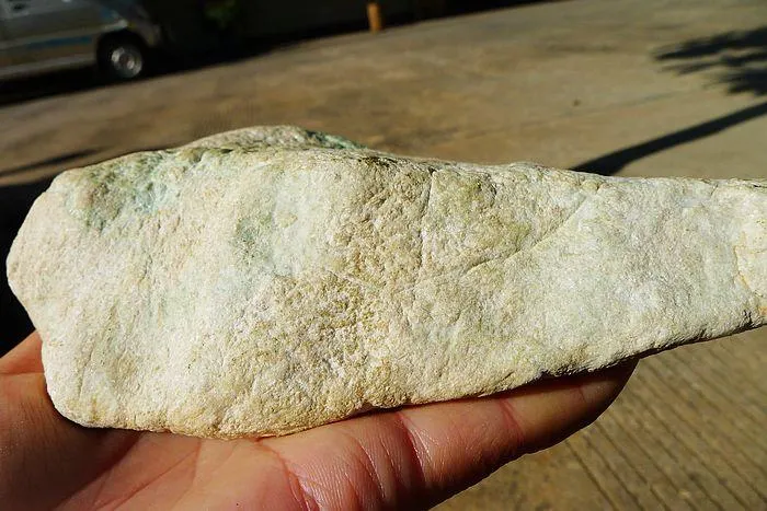 Natural Jade Rough Jadeite Raw (1.27kg,15.5X11.3X4.8cm)