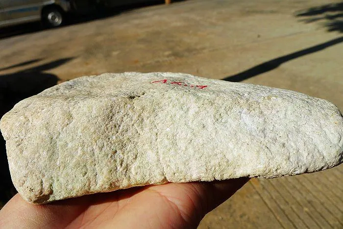 Natural Jade Rough Jadeite Raw (1.27kg,15.5X11.3X4.8cm)