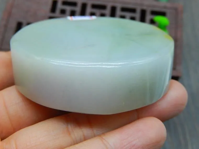 Natural Jade Rough Jadeite Raw (136g, 57X57X14.5mm)