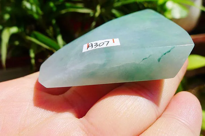 Natural Jade Rough Jadeite Raw (140g,6.6X5.4X2.4cm)