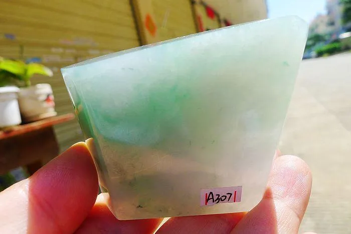Natural Jade Rough Jadeite Raw (140g,6.6X5.4X2.4cm)