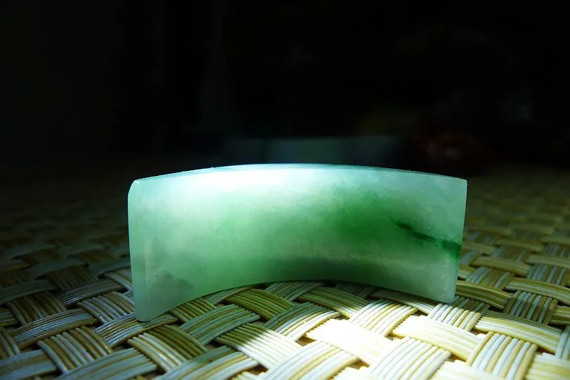 Natural Jade Rough Jadeite Raw (16g,3.8X1.6X0.85cm)
