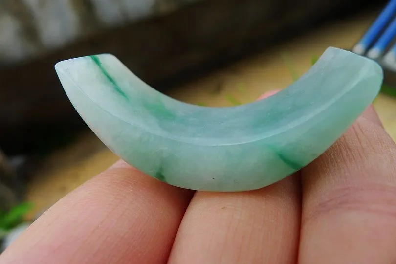 Natural Jade Rough Jadeite Raw (16g,3.8X1.6X0.85cm)