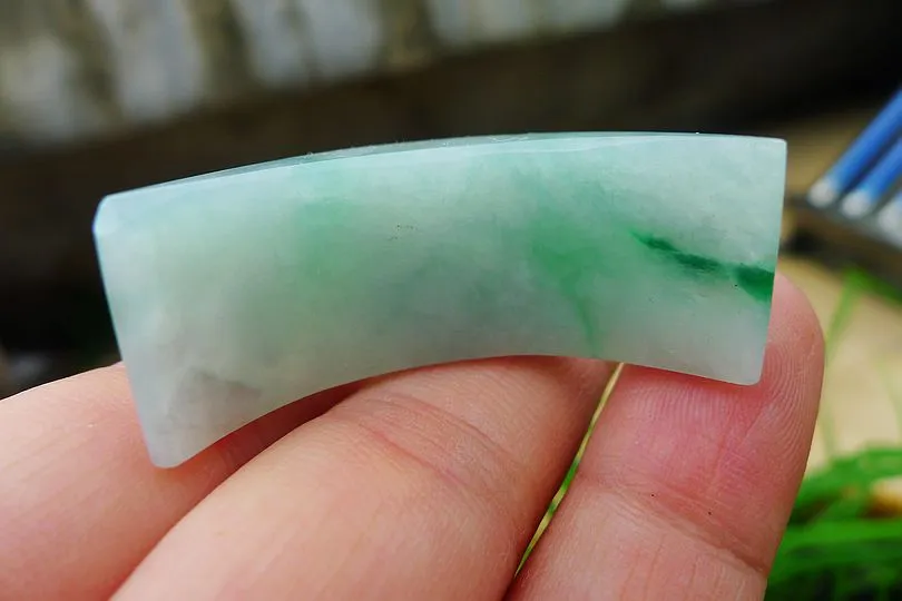 Natural Jade Rough Jadeite Raw (16g,3.8X1.6X0.85cm)