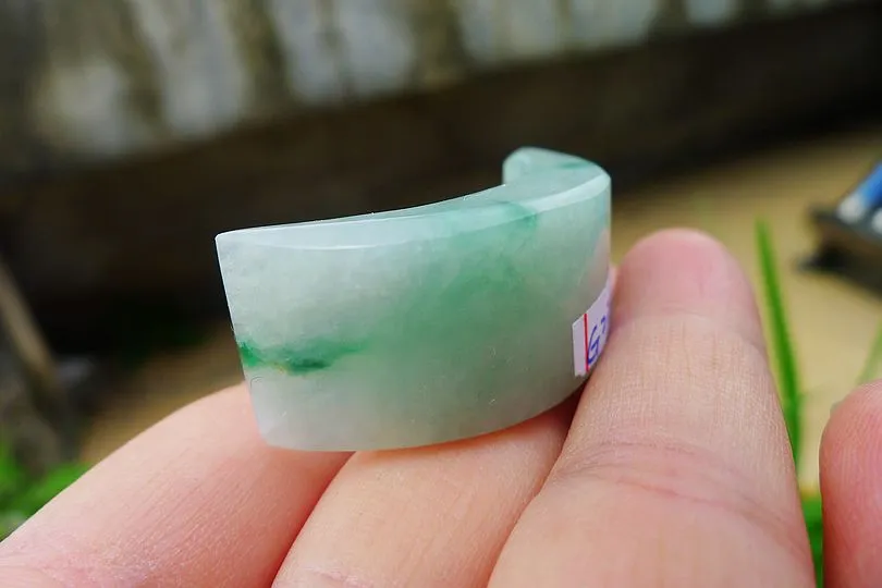 Natural Jade Rough Jadeite Raw (16g,3.8X1.6X0.85cm)