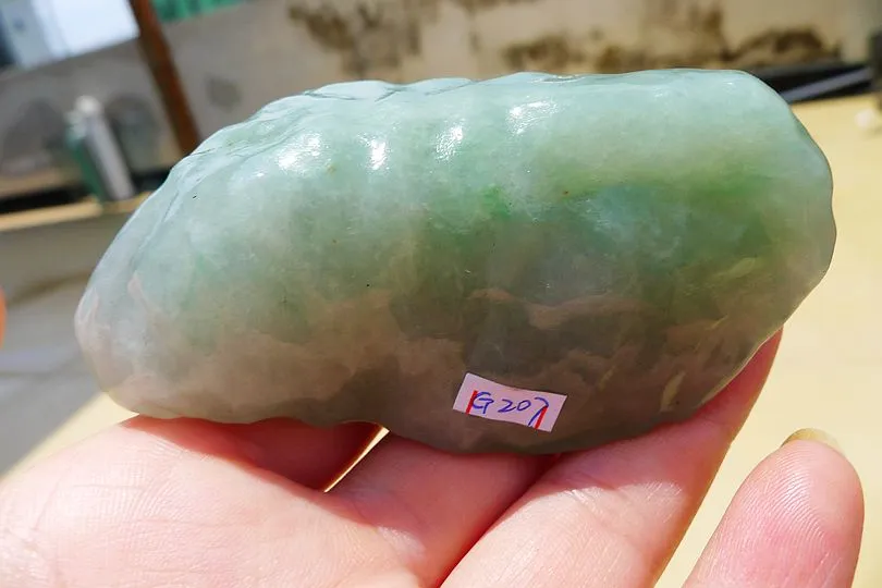 Natural Jade Rough Jadeite Raw (194g,8.5X4.2X3.7cm)