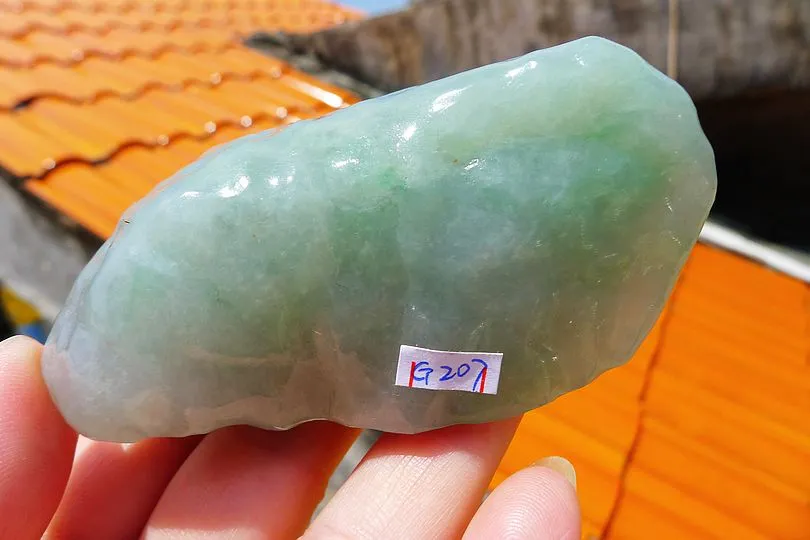 Natural Jade Rough Jadeite Raw (194g,8.5X4.2X3.7cm)