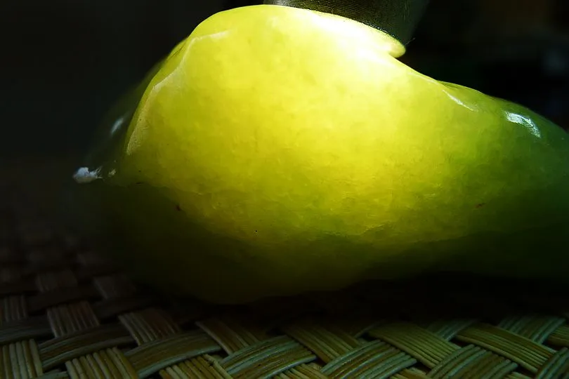 Natural Jade Rough Jadeite Raw (194g,8.5X4.2X3.7cm)
