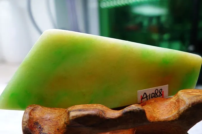 Natural Jade Rough Jadeite Raw (22g,7X2.5X0.46cm)