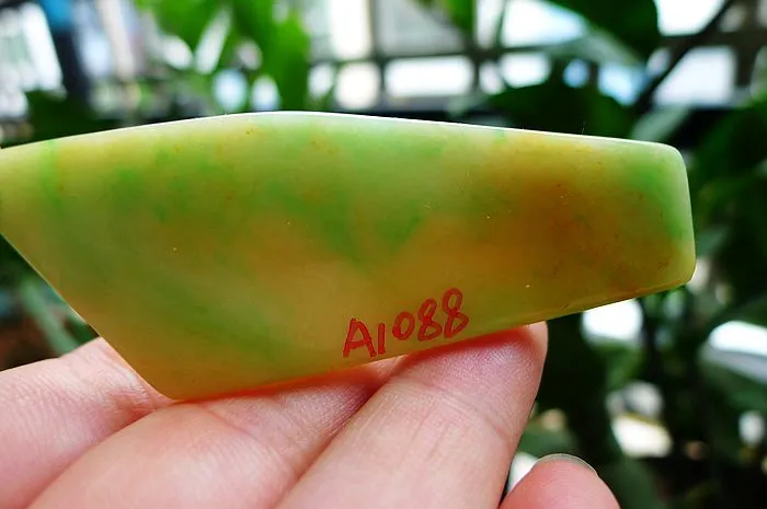 Natural Jade Rough Jadeite Raw (22g,7X2.5X0.46cm)