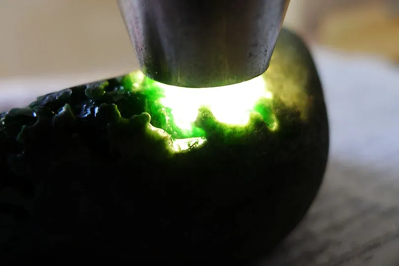 Natural Jade Rough Jadeite Raw (322g,8.6X5.3X3.9cm)