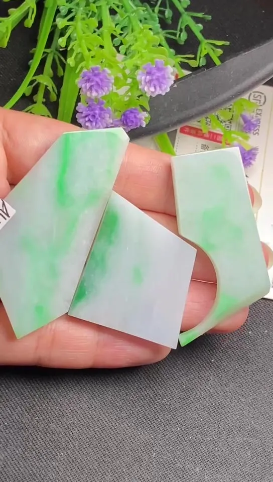 Natural Jade Rough Jadeite Raw (38g,58X27X4.6mm)-A5353