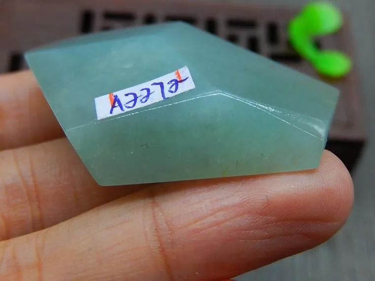 Natural Jade Rough Jadeite Raw (42g, 54X36X14mm)
