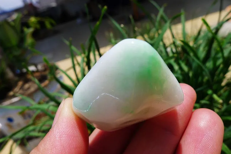 Natural Jade Rough Jadeite Raw (44g,4.1X3.5X1.8cm)