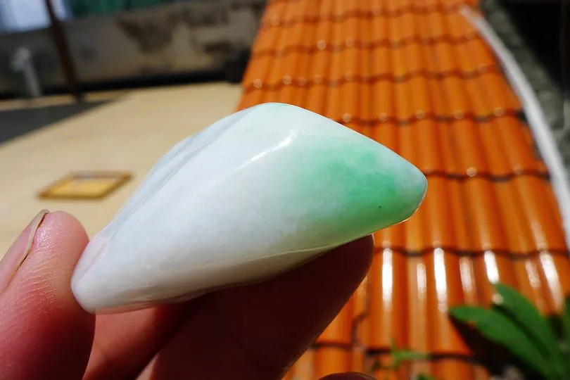 Natural Jade Rough Jadeite Raw (44g,4.1X3.5X1.8cm)