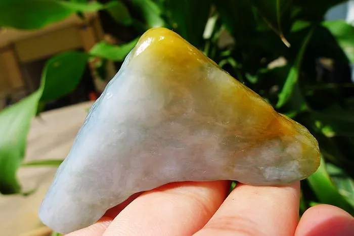 Natural Jade Rough Jadeite Raw (49g,5.3X4.6X1.1cm)