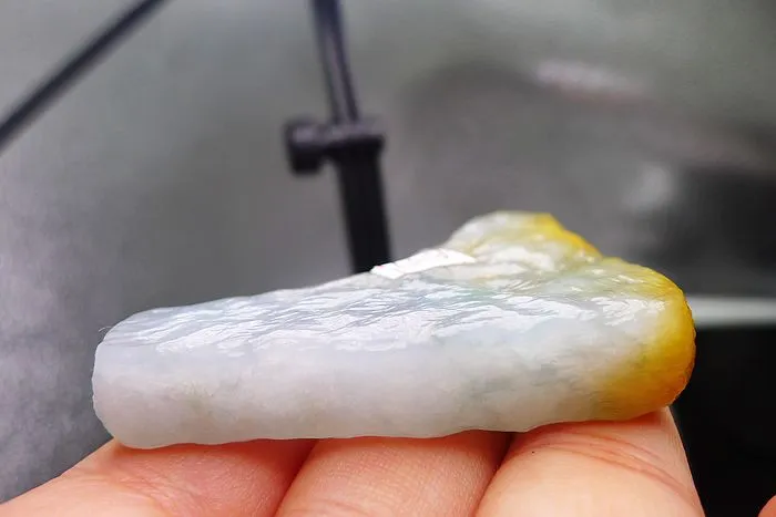 Natural Jade Rough Jadeite Raw (49g,5.3X4.6X1.1cm)