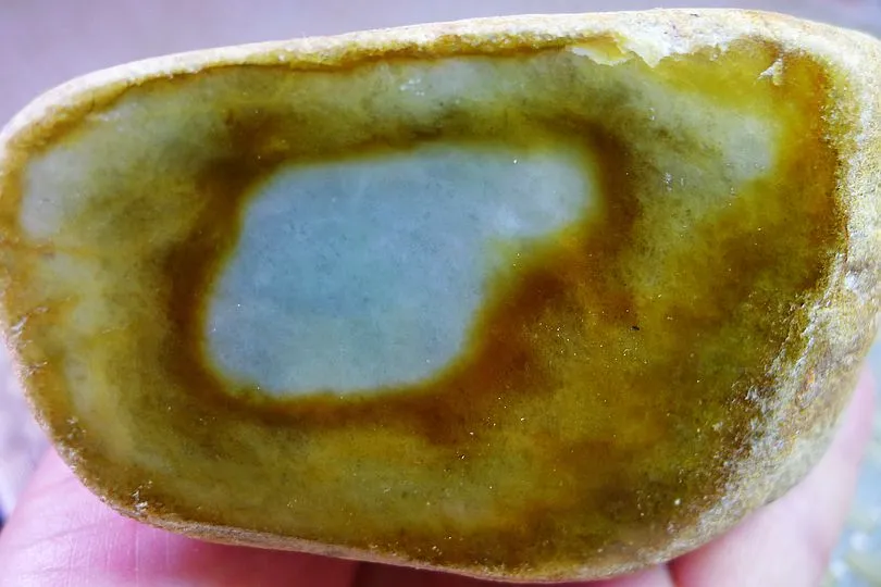 Natural Jade Rough Jadeite Raw (674g,8.5X7.6X5cm)