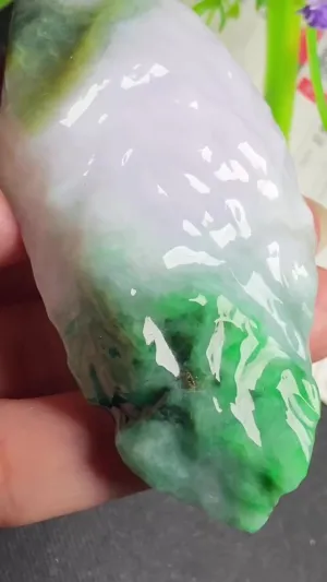 Natural Jade Rough Jadeite Raw (78g,75X39X13mm)-A5280