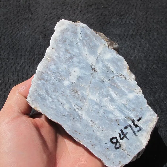 Natural Kunlun Jade Rough Nephrite Raw (1.07kg, 13X9X6cm)