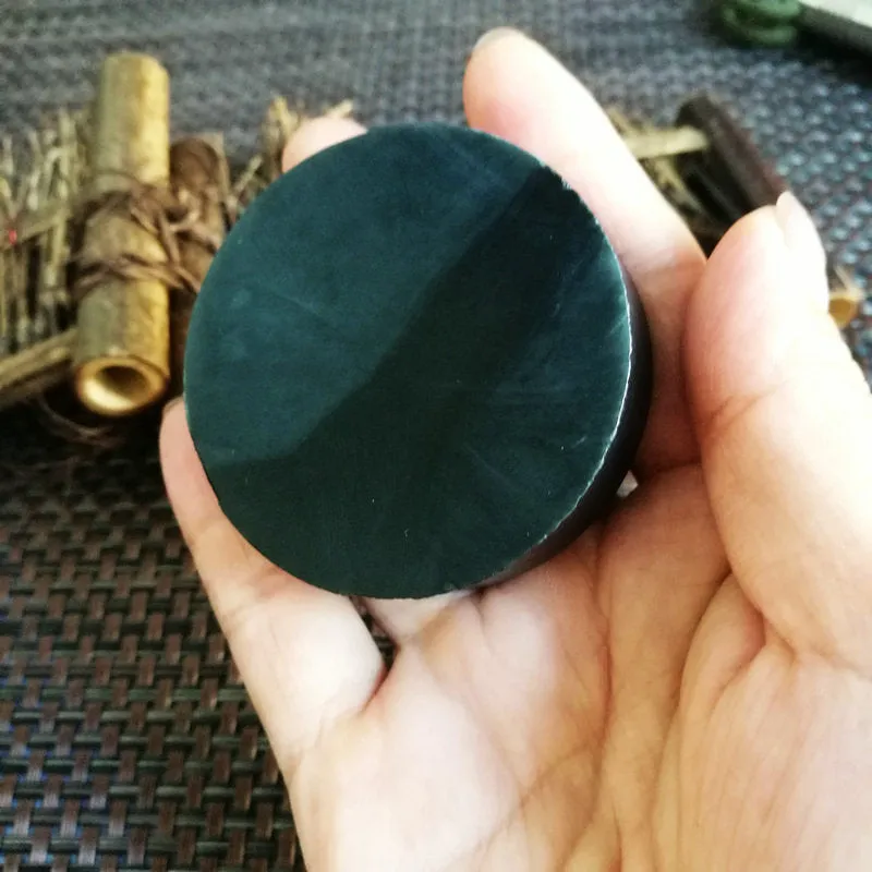 Natural Kunlun Jade Rough Nephrite Raw (110g,5.4X1.6cm)