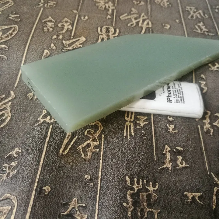 Natural Kunlun Jade Rough Nephrite Raw (112g, 13X4.3X0.8cm)