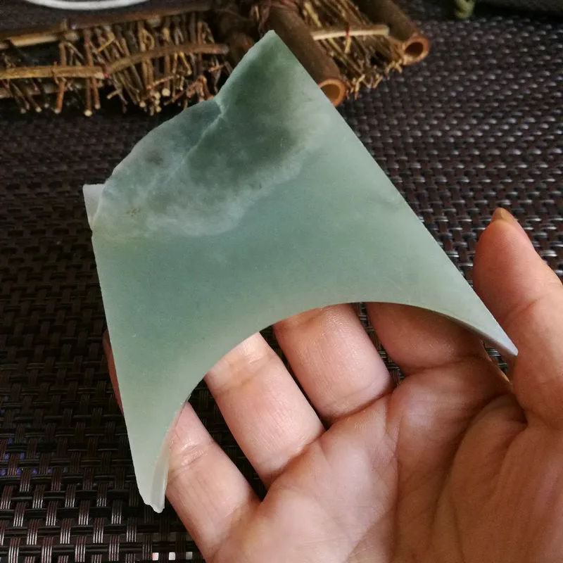 Natural Kunlun Jade Rough Nephrite Raw (146g,7X4.5X1.7cm)