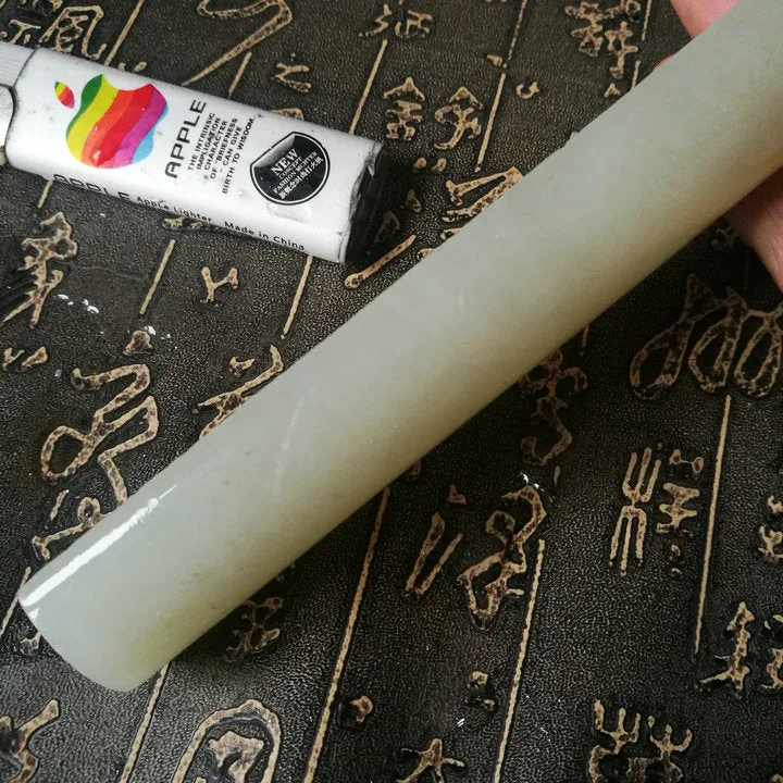 Natural Kunlun Jade Rough Nephrite Raw (177g, 15.5X2.7X1.4cm)