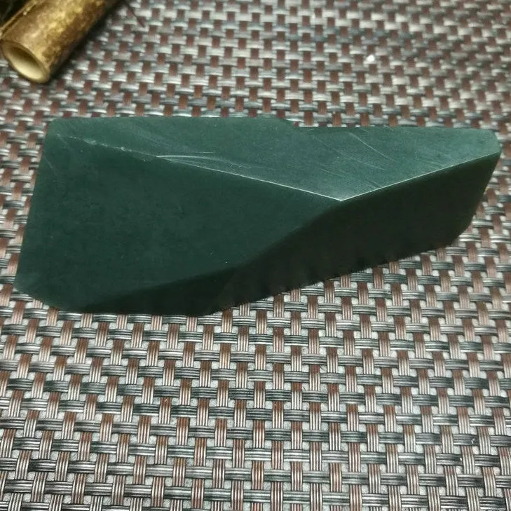 Natural Kunlun Jade Rough Nephrite Raw (185g,9.8X3.5X3cm)